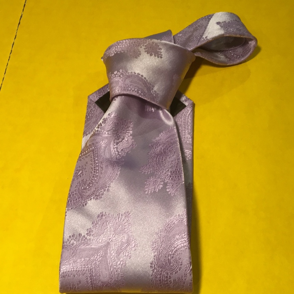 Necktie - Picture 3 of 3